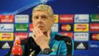 فينجر عن برشلونة: لا يوجد فريق متكامل