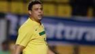 رونالدو: سأزور البابا وأهديه قميص منتخب البرازيل