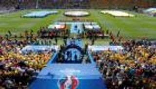 مدير بطولة أوروبا يتحسر على حال الملاعب السيئة