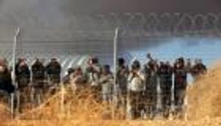 تسلل الغزيين إلى إسرائيل .. مغامرة اليائسين تنتهي بالسجن