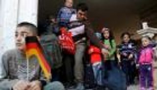 الرئيس الألماني يحث على دمج اللاجئين لتجنب التطرف