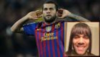 اعتذار "نسائي" من ألفيس عن إخفاق برشلونة الأوروبي