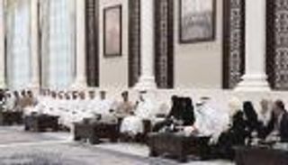 محمد بن زايد يستقبل الطلبة الأوائل والمتفوقين في الصف 12 