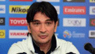 مدرب العين: أمتلك خبرة مواجهة الفرق الإيرانية