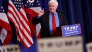 نائب ترامب المحتمل يطالب باختبار المسلمين ومراقبة المساجد في أمريكا