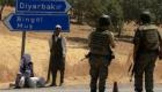 تسكنها أغلبية كردية.. تركيا تفرض حظر التجول بـ16 قرية