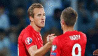 كين يتوقع شراكة قوية مع فاردي في هجوم إنجلترا 