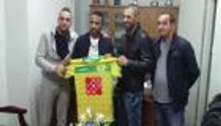 فرحاني يتعهد بإنهاء مسيرته الكروية في شبيبة القبائل