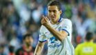 الهلال السعودي يسعى للاحتفاظ بصدارته.. ويخشى انتقام التعاون