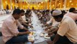 إنفوجراف.. 10 عادات غذائية خاطئة تجنبها في رمضان