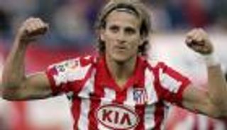 فورلان يتمنى ثأر أتليتكو من الريال في دوري الأبطال