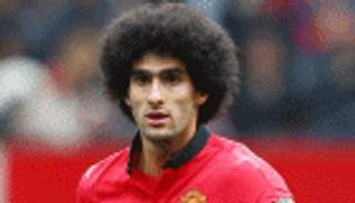 لاعب اليونايتد يساعد الرجاء المغربي