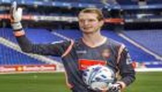 الإصابة تبعد حارس إسبانيول لمدة شهر