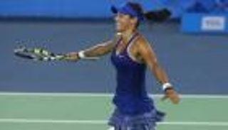 جارسيا تتأهل إلى نصف نهائي بطولة دبي للتنس