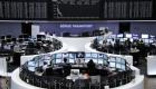 السلع الأولية تنعش الأسهم الأوروبية