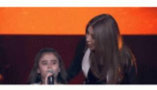 فيديو.. الرئاسة السورية تتاجر بدموع طفلة The voice kids