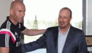 بنيتز: تدريب الريـال كان شرفًا كبيرًا وأتمنى التوفيق لزيدان