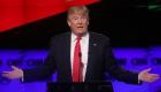 ساندرز يستبعد الانسحاب واليهود يسعون لوقف ترامب