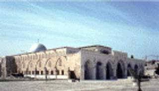 طقوس تلمودية بالأقصى.. واقتحام 