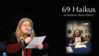 الشاعرة المكسيكية أنجليكا أولايا: