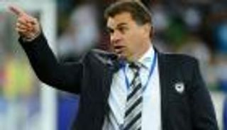 مدرب أستراليا : مجرد التأهل للمونديال لا يرضيني