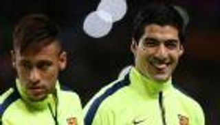 رهان غريب بين سواريز ونيمار قبل ودية أوروجواي والبرازيل 