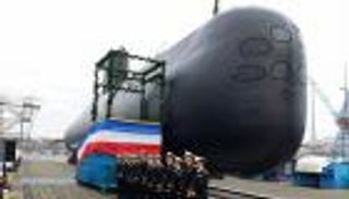 الجيش المصري يعزز أسطوله البحري بغواصة ألمانية حديثة