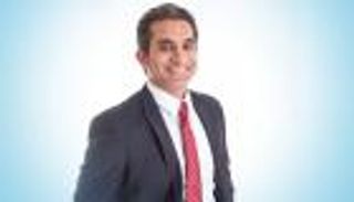 باسم يوسف يخوض تجربة التمثيل بفيلم يحارب الإرهاب