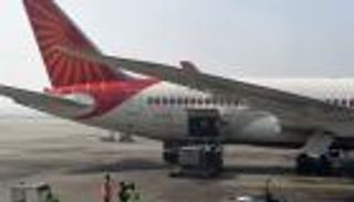 "كلب وفأر" يضعان الخطوط الجوية الهندية في ورطة