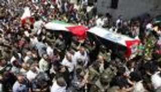 الخليل تشيع 17 شهيدًا بعد استلام جثامينهم من إسرائيل