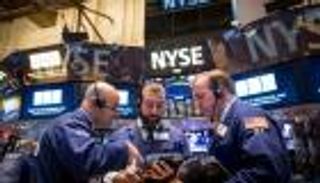 الأسهم الأمريكية تتماسك بعد موجة هبوط