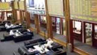 بورصات الإمارات تخسر أكثر من 3% متأثرة بموجة بيع حادة في الأسواق العالمية