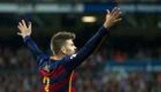 بيكيه يستعد لمباراته الـ200 مع برشلونة في "الليغا"