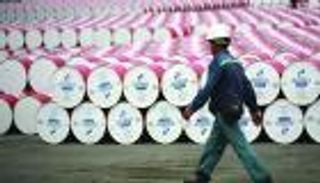 النفط يصعد 5% متجاوزًا 30 دولارًا بفعل الطقس البارد