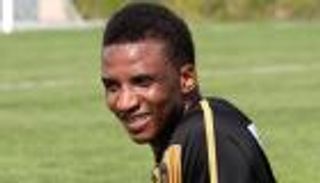 محمد نور يقود منتخب السودان لنهائي بطولة الجاليات