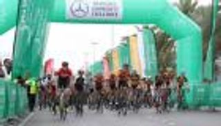 "الكل فائز" .. شعار تحقق في سباق مرسيدس للدراجات بأبوظبي