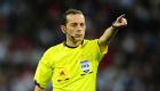 حكم ديربي إسطنبول يقود قمة الأهلي والشباب بالدوري السعودي