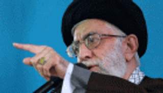 بعد تصريحات خامنئي.. الإعلام الرسمي يخفف الصدمة