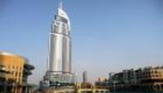 محمد بن راشد يوجه بالإسراع في إعادة افتتاح فندق 