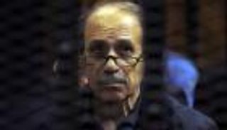 11 وزيرا مصريا وقفوا خلف القضبان 