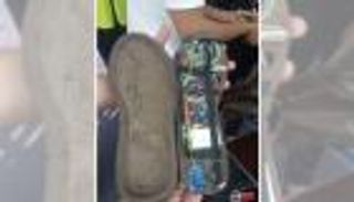 حذاء لمرضى السكري يثير الذعر في مطار تونس