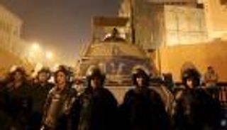 مصر: إحالة أمين شرطة