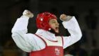 النقطة الذهبية تقرب المصرية هداية من ميدالية أوليمبية