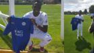 رسميًا.. النيجيري أحمد موسى أغلى لاعب في ليستر سيتي