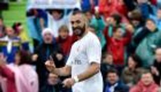 بنزيمة يرد على استبعاده من كأس أوروبا برقم قياسي جديد