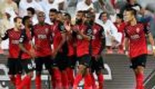 بالفيديو .. الأهلي الإماراتي يكسر عناد الشارقة بهدف قاتل لسو