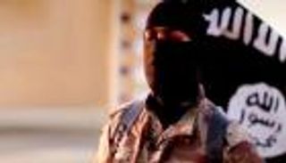 داعشي يقتل والدته في سوريا بعد أن طالبته بالتخلي عن التنظيم