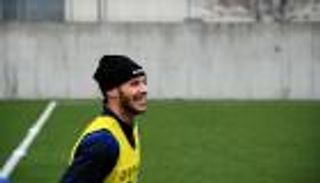 عمراني يمنع حاشي من تدريبات وفاق سطيف