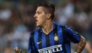 	نجم انتر ميلان 