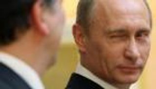 آيس كريم.. مفاجأة بوتين للرئيس الصيني